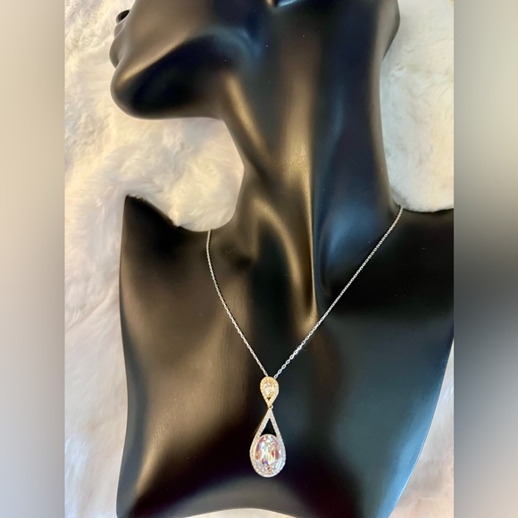 Swarovski Women's Pendant - Swinging Crystal Rhodium Plated - Picture 3 of 9